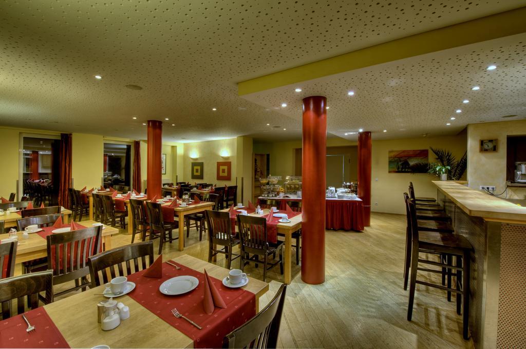 Hotel Bon Prix Fischenich Εξωτερικό φωτογραφία