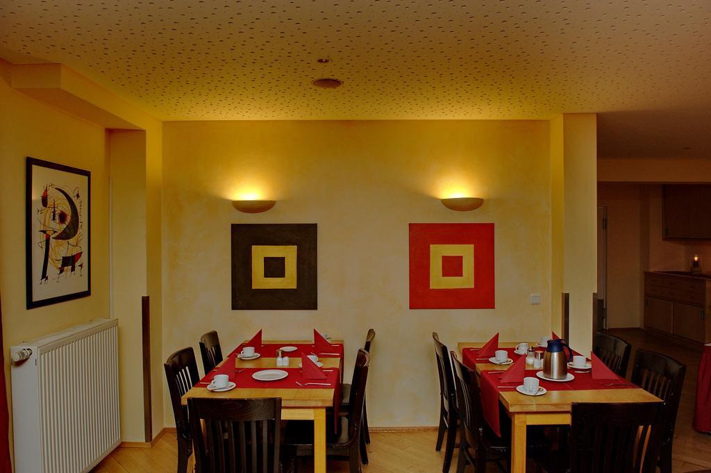 Hotel Bon Prix Fischenich Εξωτερικό φωτογραφία